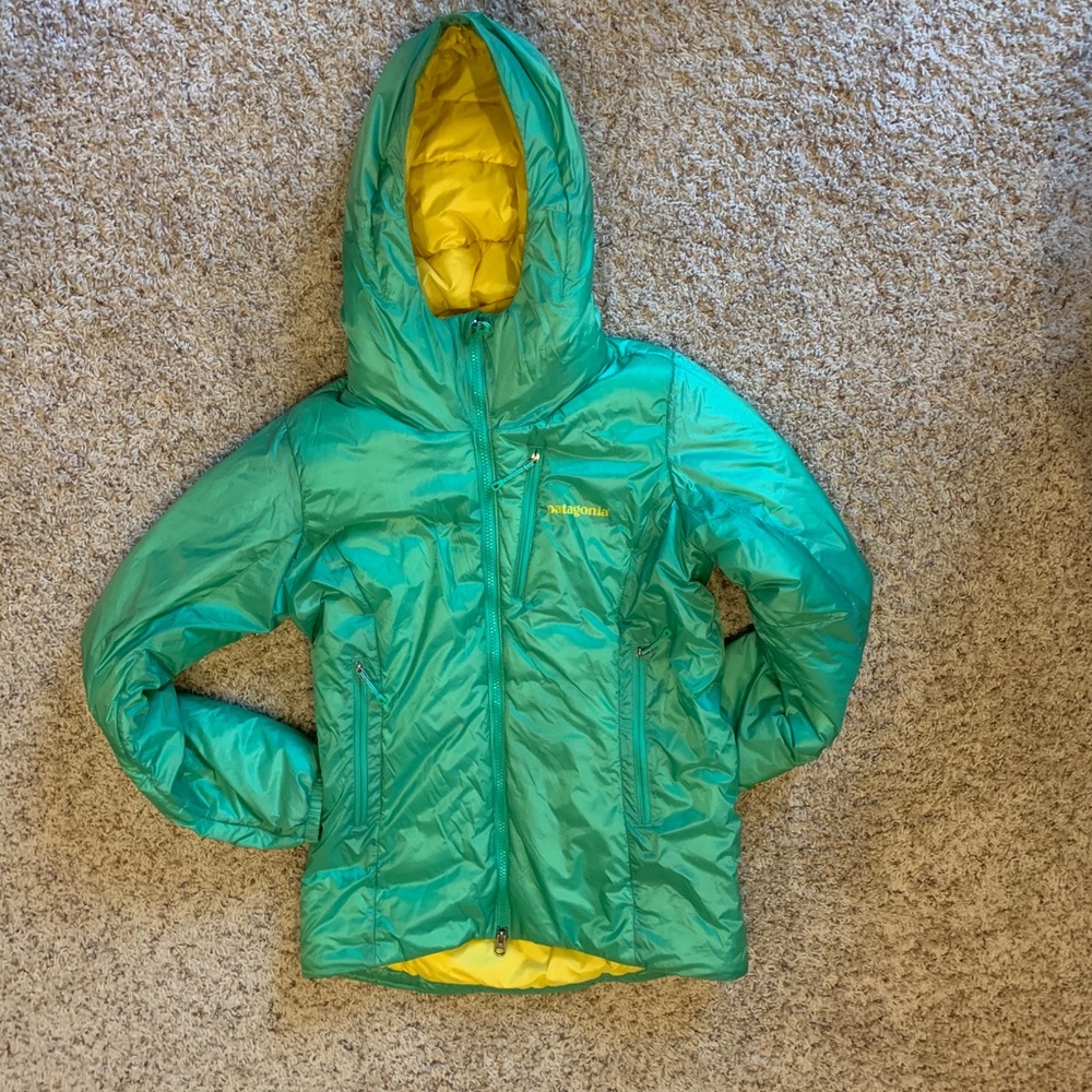 Patagonia Das Parka Size XS